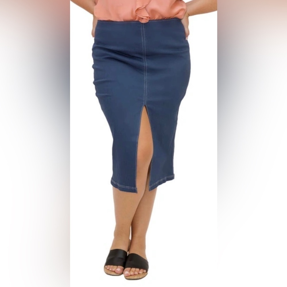 NWT Maree Pour Toi Slit Front Denim Skirt 26